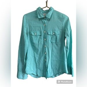 J Crew “The Perfect Shirt” Women's Button Down Shirt.
